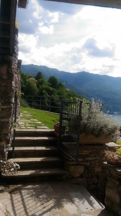Вилла Casa Del Borgo Pognana Lario Экстерьер фото
